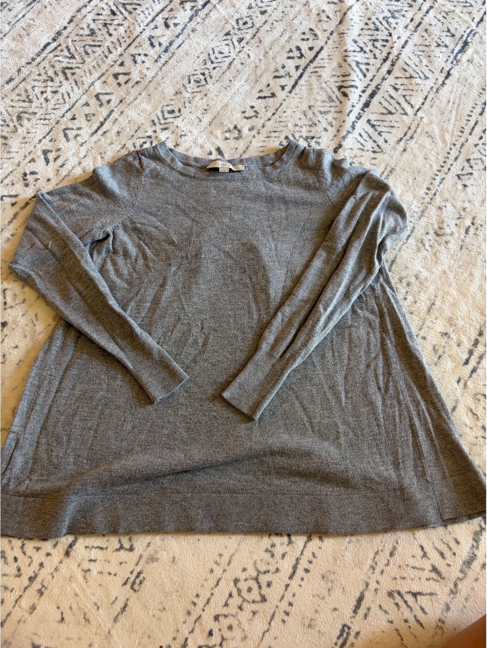 LOFT Women's Gray Long Sleeve Sweater Size XS